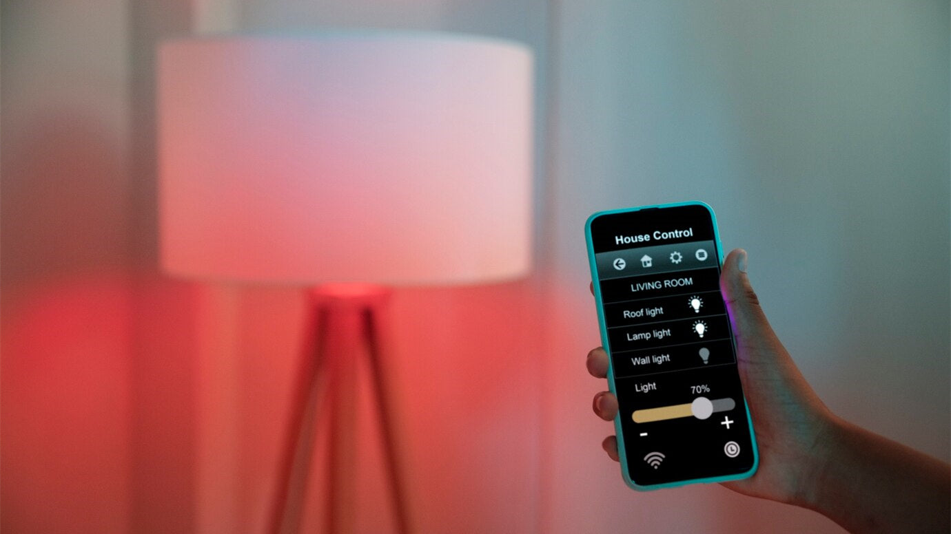 Pros and Cons of Remote Control Lights